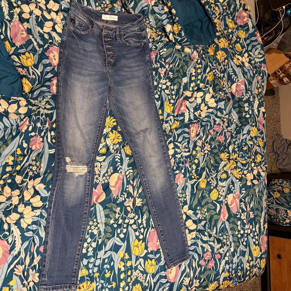 KanCan Distressed Blue Skinny Jeans